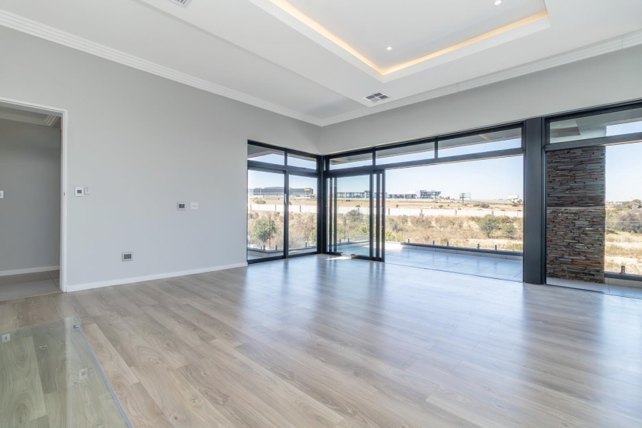 To Let 6 Bedroom Property for Rent in Waterfall Country Estate Gauteng