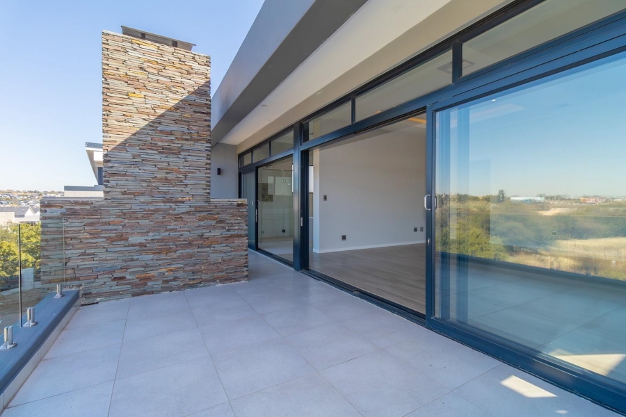 To Let 6 Bedroom Property for Rent in Waterfall Country Estate Gauteng