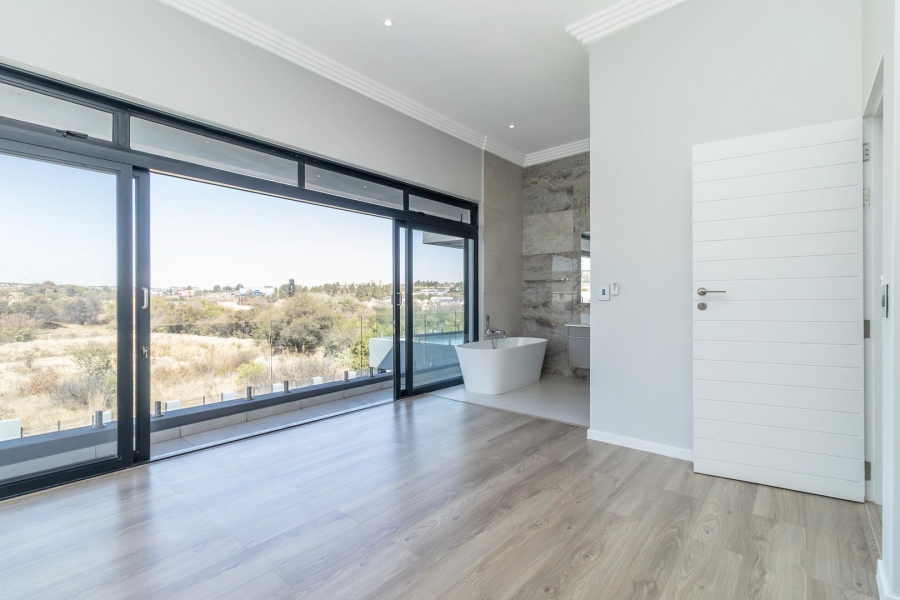 To Let 6 Bedroom Property for Rent in Waterfall Country Estate Gauteng