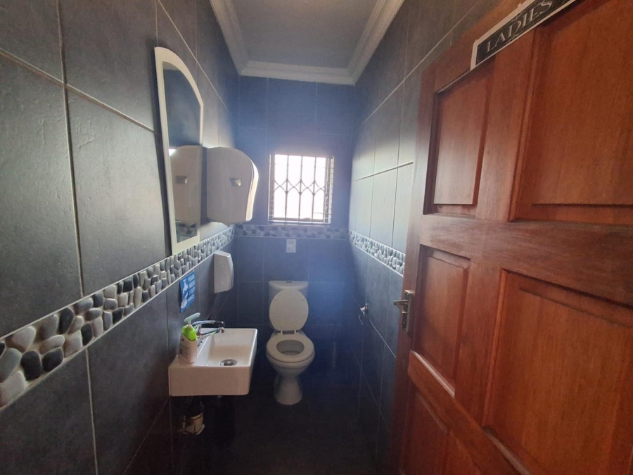 Commercial Property for Sale in New Redruth Gauteng