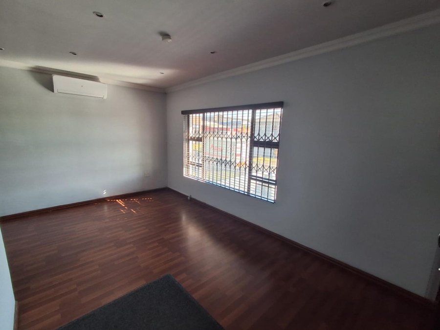 Commercial Property for Sale in New Redruth Gauteng