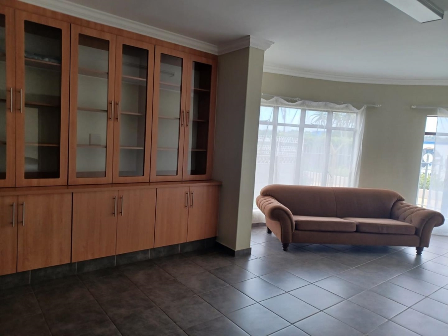 To Let 4 Bedroom Property for Rent in Albemarle Gauteng