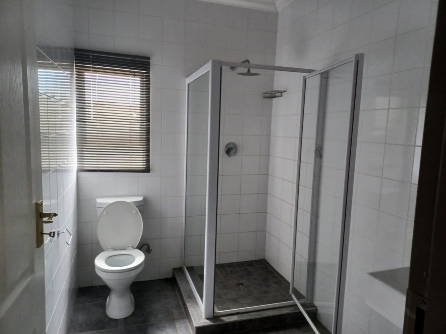 To Let 4 Bedroom Property for Rent in Albemarle Gauteng