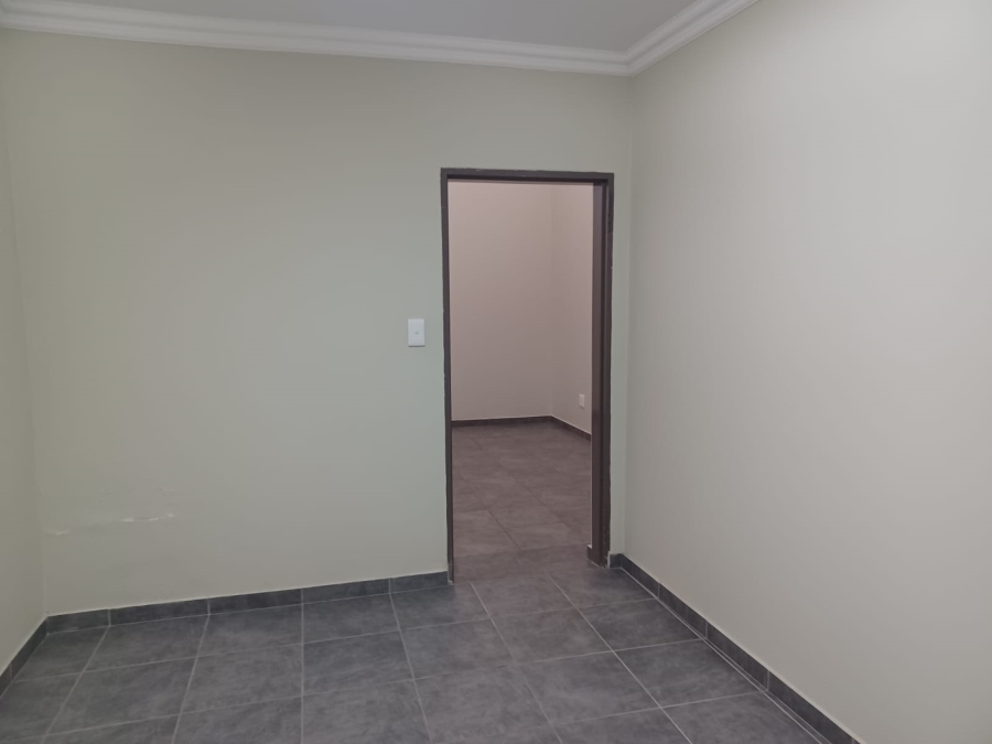 To Let 4 Bedroom Property for Rent in Albemarle Gauteng