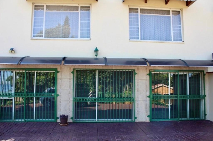 To Let commercial Property for Rent in Moreleta Park Gauteng