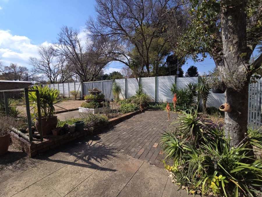 To Let 3 Bedroom Property for Rent in Roodepoort Gauteng