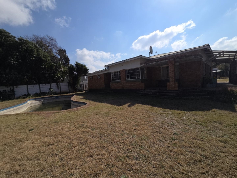 To Let 3 Bedroom Property for Rent in Roodepoort Gauteng
