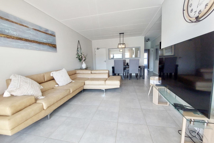 To Let 3 Bedroom Property for Rent in Waterfall Gauteng