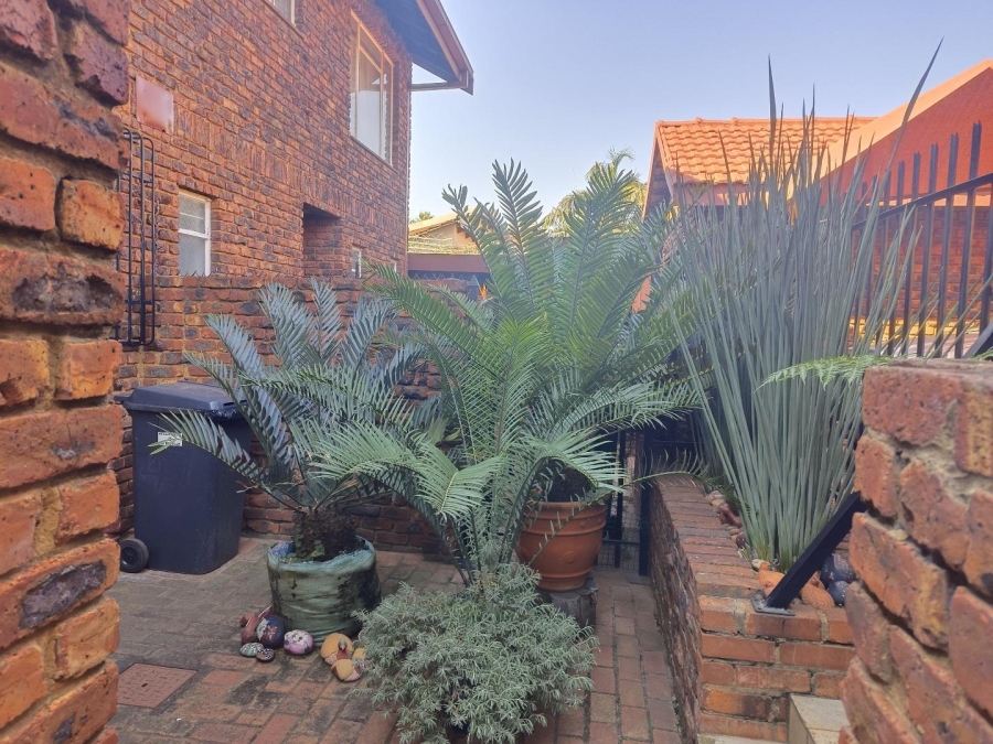 3 Bedroom Property for Sale in Silverton Gauteng