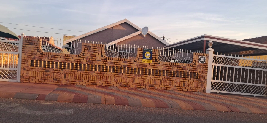 3 Bedroom Property for Sale in Mabopane Unit X Gauteng