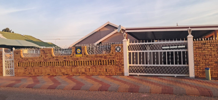 3 Bedroom Property for Sale in Mabopane Unit X Gauteng