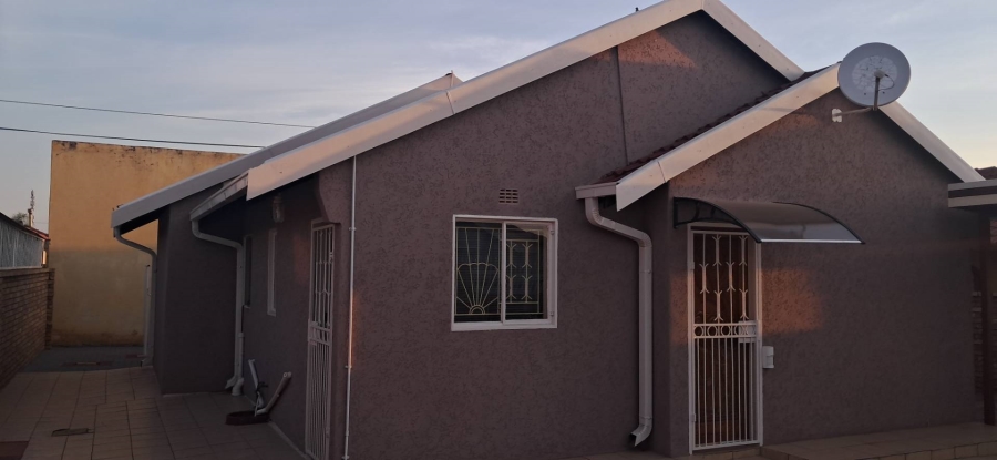 3 Bedroom Property for Sale in Mabopane Unit X Gauteng