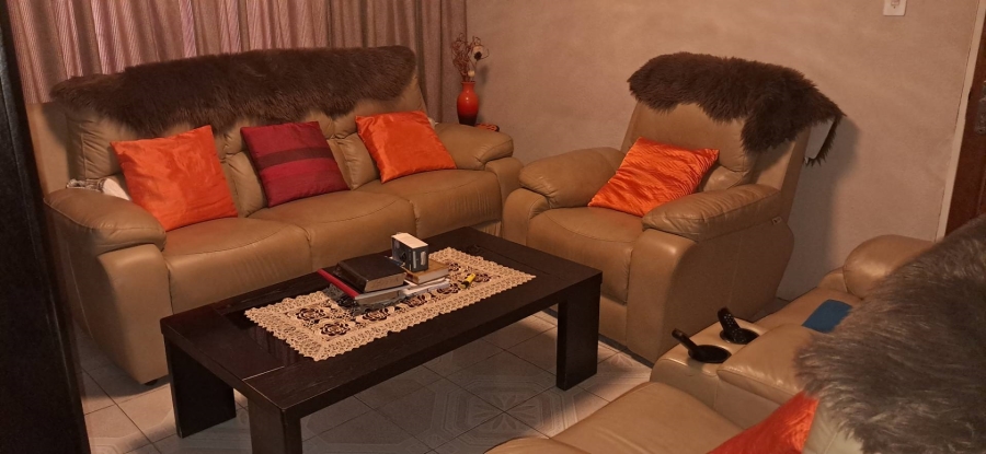 3 Bedroom Property for Sale in Mabopane Unit X Gauteng