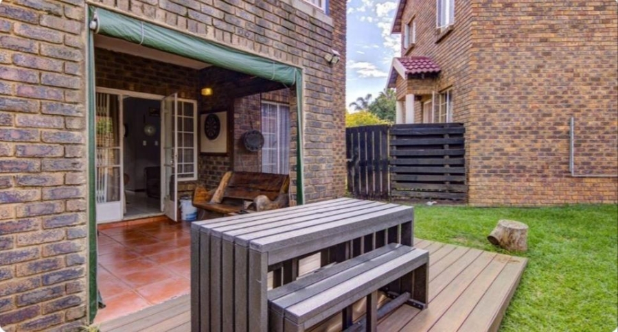 2 Bedroom Property for Sale in Van Riebeeck Park Gauteng