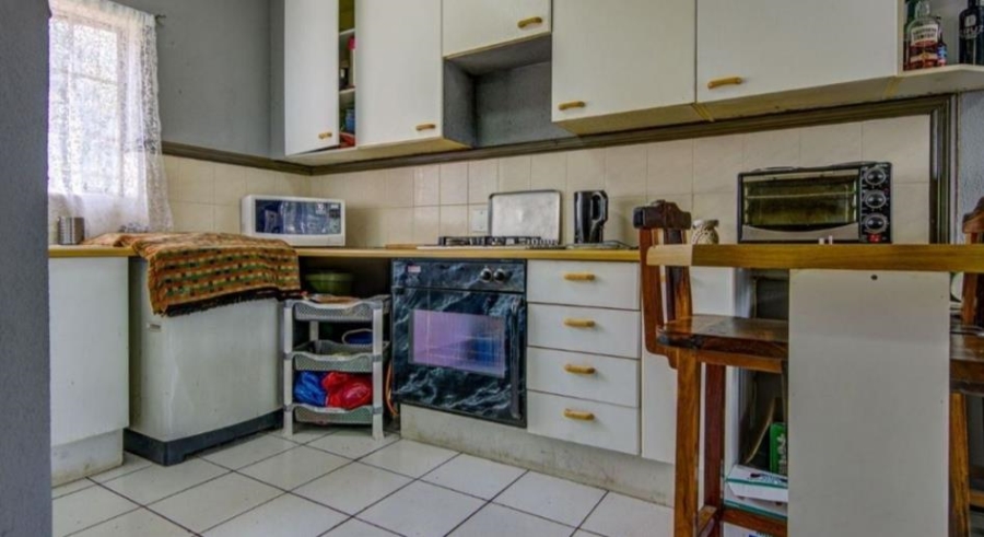 2 Bedroom Property for Sale in Van Riebeeck Park Gauteng
