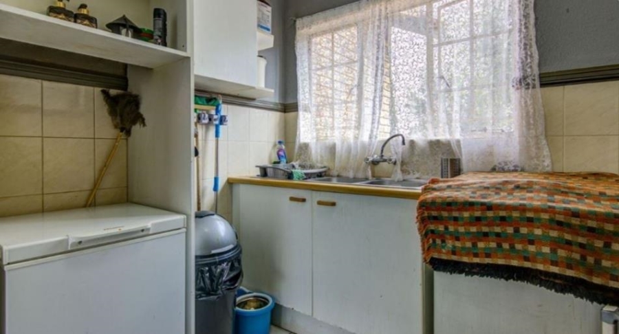 2 Bedroom Property for Sale in Van Riebeeck Park Gauteng