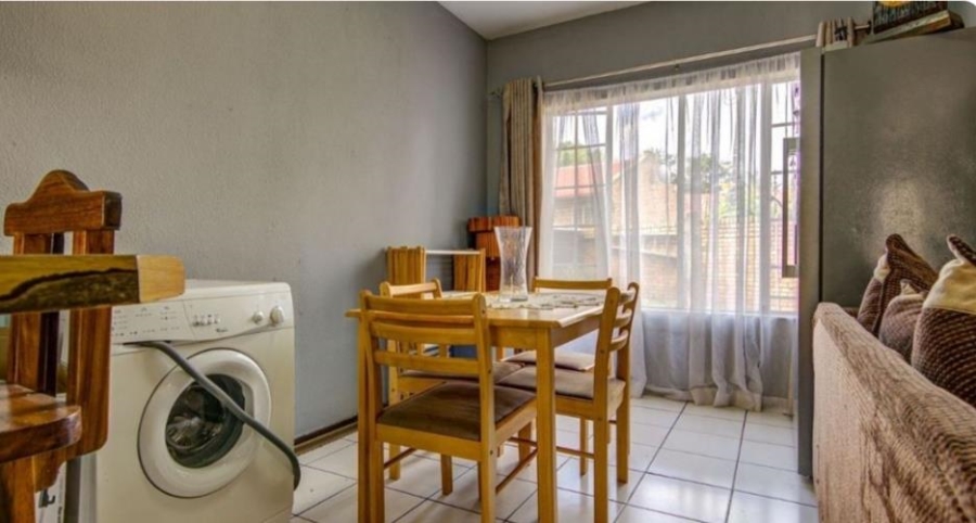 2 Bedroom Property for Sale in Van Riebeeck Park Gauteng
