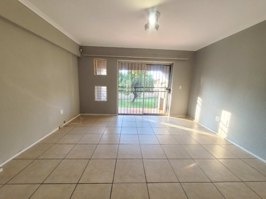 2 Bedroom Property for Sale in Willowbrook Gauteng