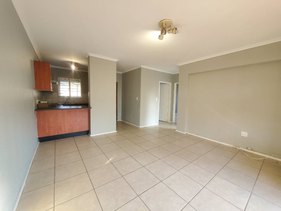 2 Bedroom Property for Sale in Willowbrook Gauteng