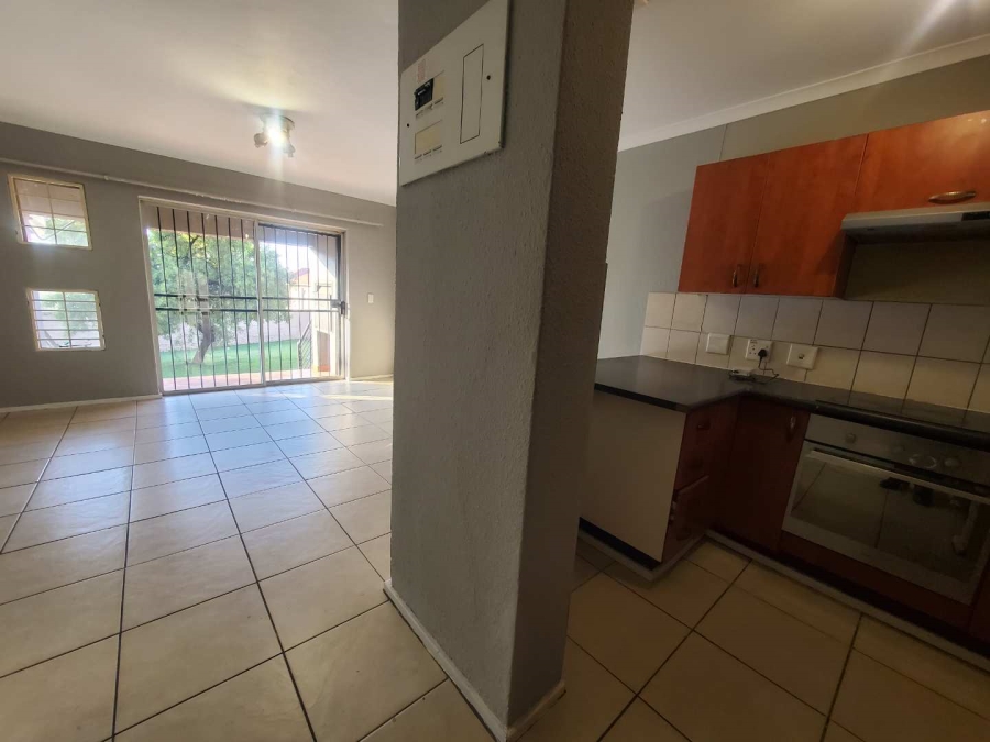 2 Bedroom Property for Sale in Willowbrook Gauteng
