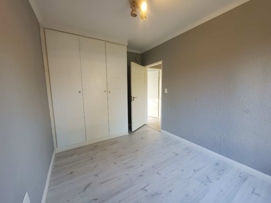 2 Bedroom Property for Sale in Willowbrook Gauteng