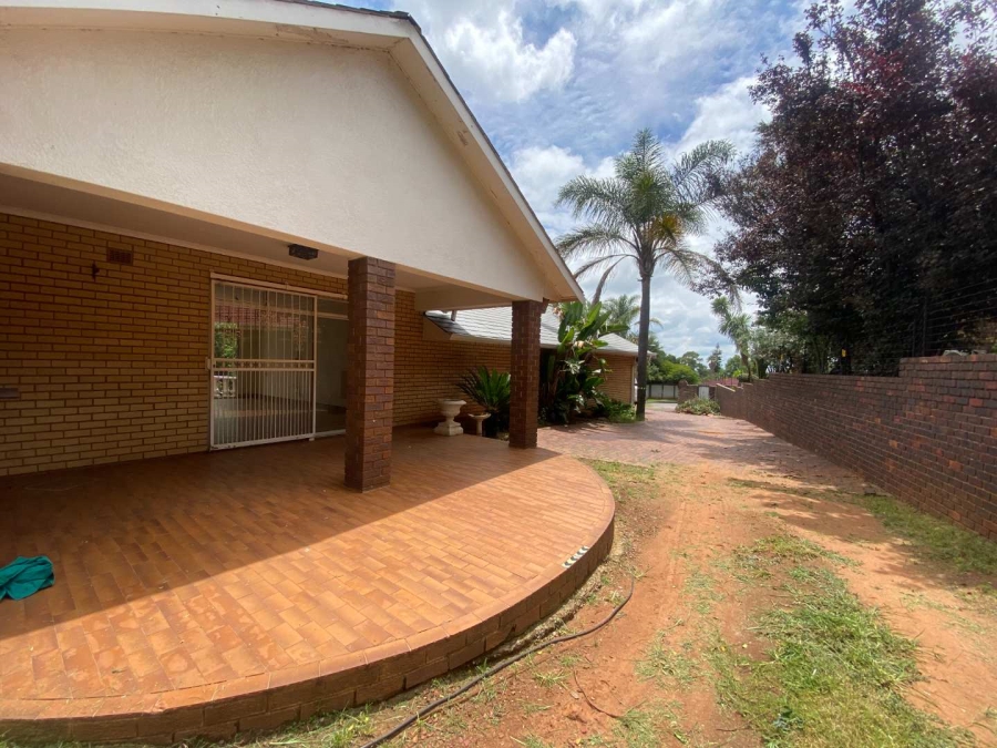 4 Bedroom Property for Sale in Noordheuwel Gauteng