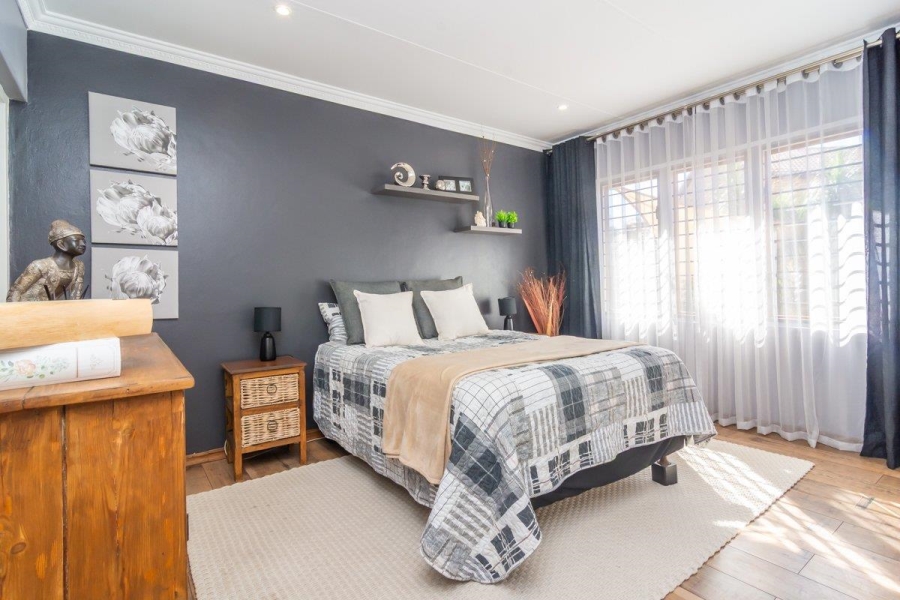 3 Bedroom Property for Sale in Ruimsig A H Gauteng