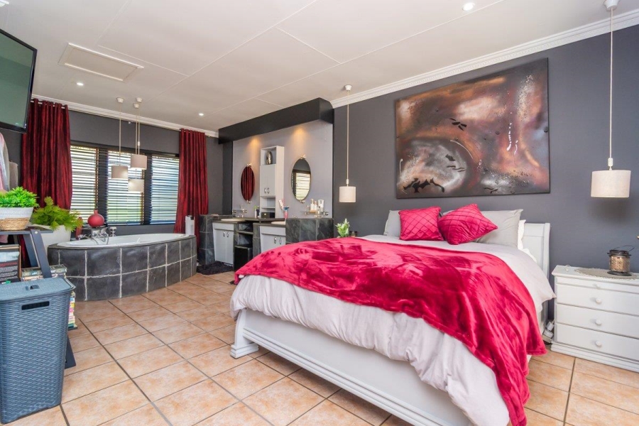 3 Bedroom Property for Sale in Ruimsig A H Gauteng