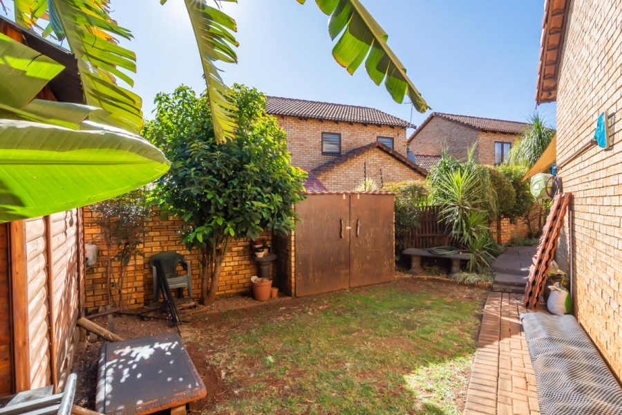 3 Bedroom Property for Sale in Ruimsig A H Gauteng