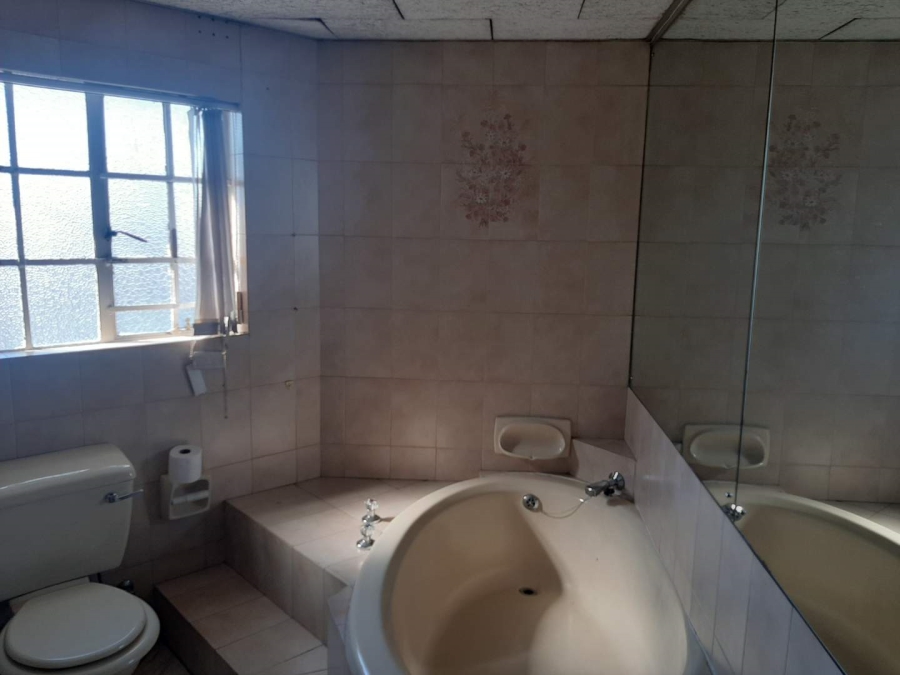 4 Bedroom Property for Sale in Rewlatch Gauteng