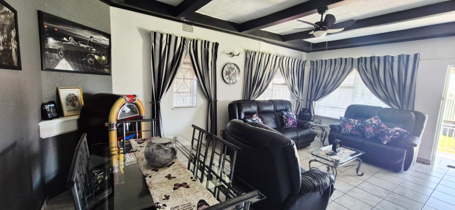 4 Bedroom Property for Sale in South Hills Gauteng