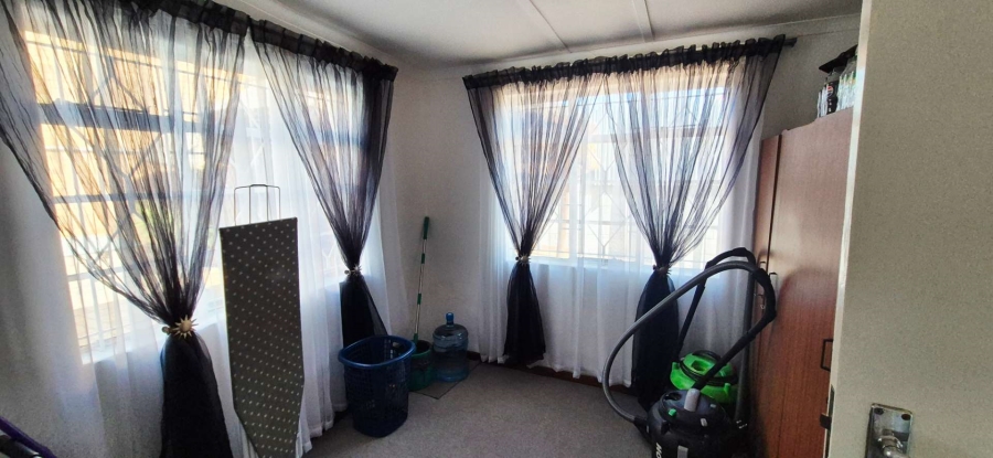 4 Bedroom Property for Sale in South Hills Gauteng