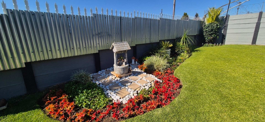4 Bedroom Property for Sale in South Hills Gauteng