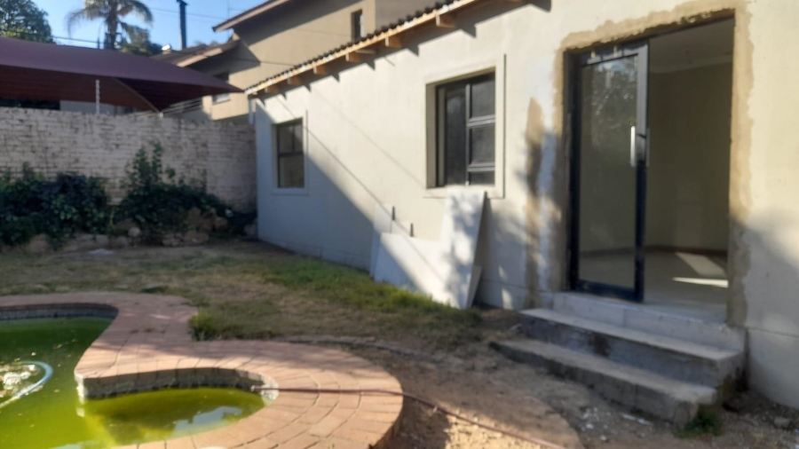 1 Bedroom Property for Sale in Oakdene Gauteng