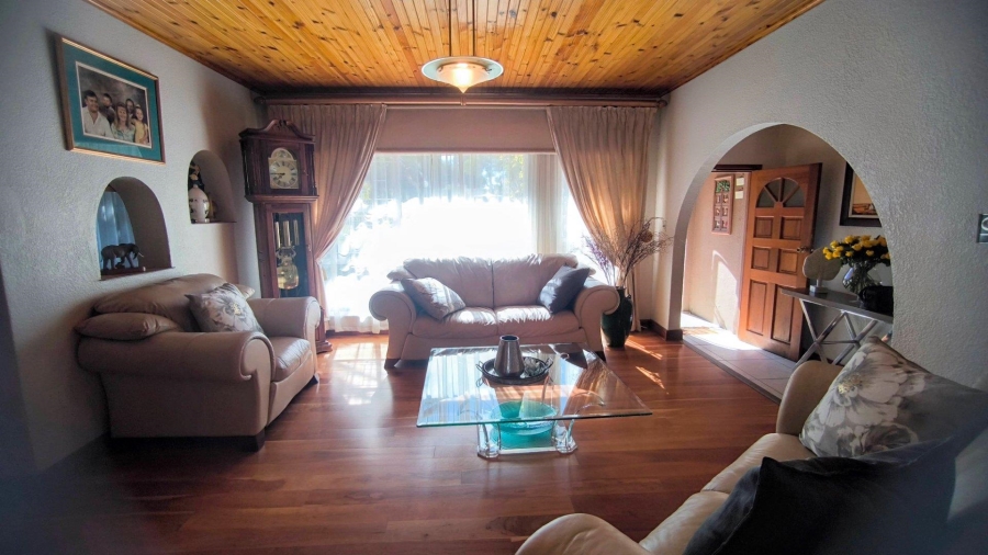 4 Bedroom Property for Sale in Brackenhurst Gauteng