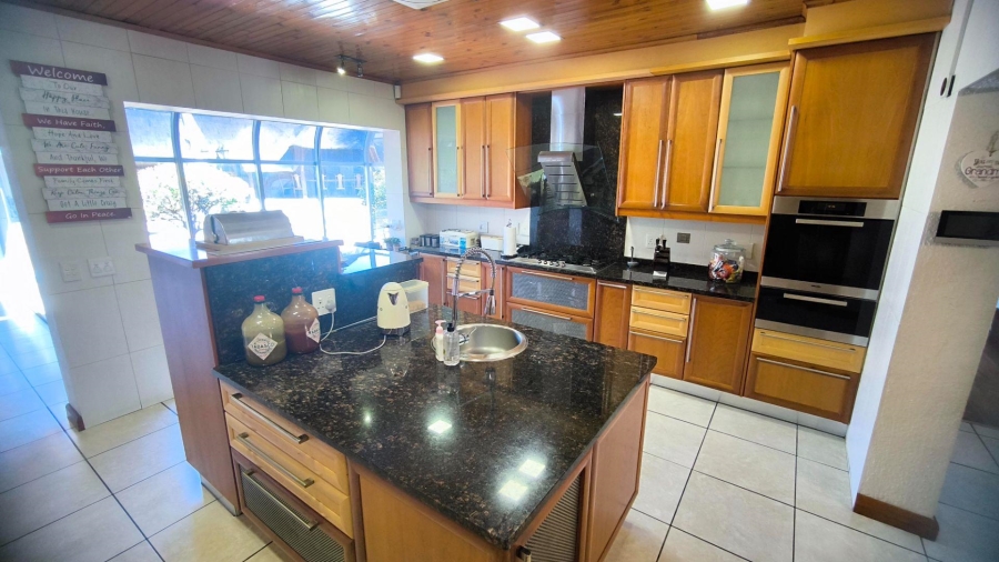 4 Bedroom Property for Sale in Brackenhurst Gauteng