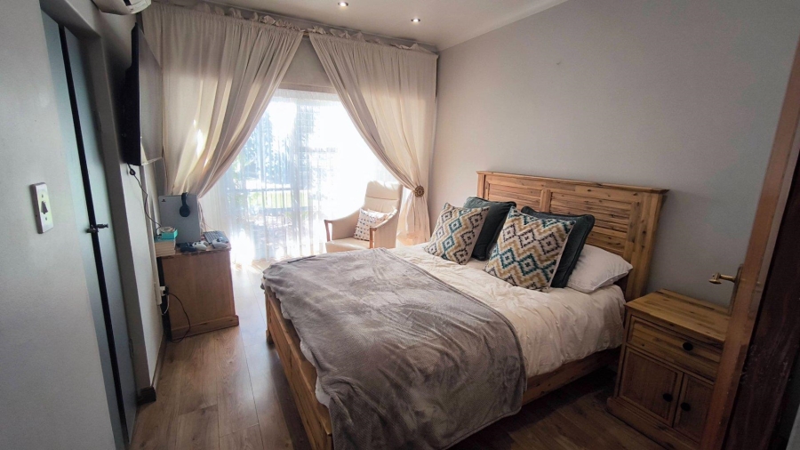 4 Bedroom Property for Sale in Brackenhurst Gauteng