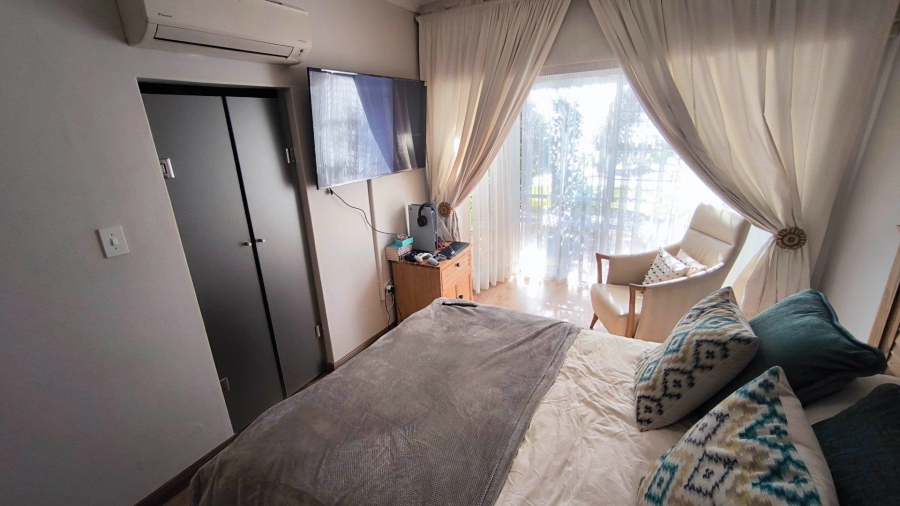 4 Bedroom Property for Sale in Brackenhurst Gauteng