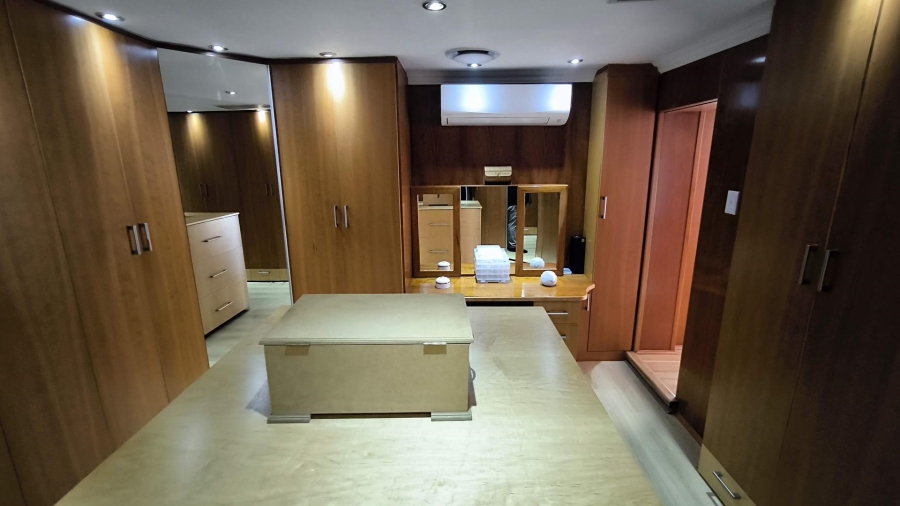 4 Bedroom Property for Sale in Brackenhurst Gauteng