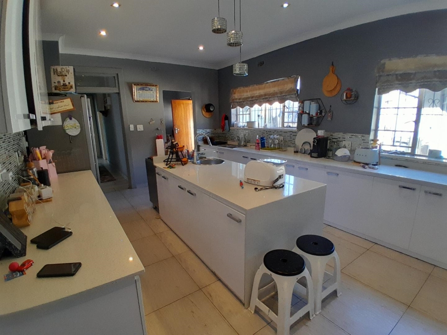 4 Bedroom Property for Sale in Rewlatch Gauteng