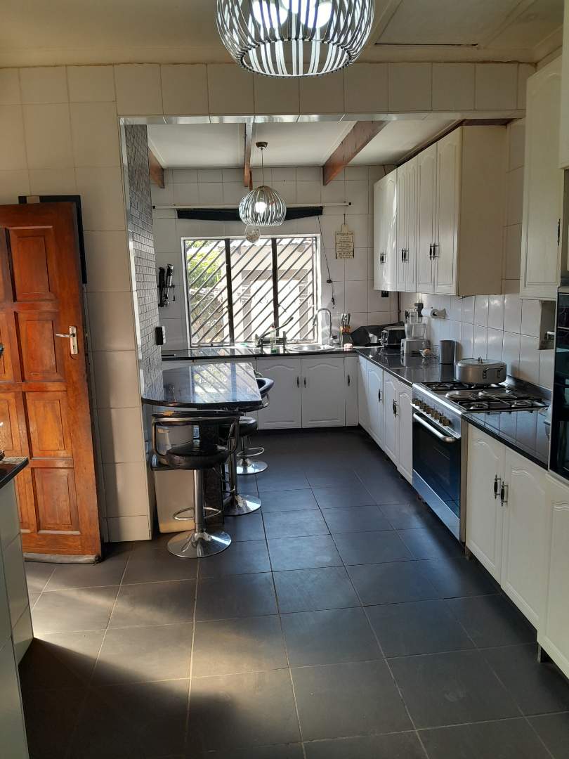 4 Bedroom Property for Sale in Rewlatch Gauteng