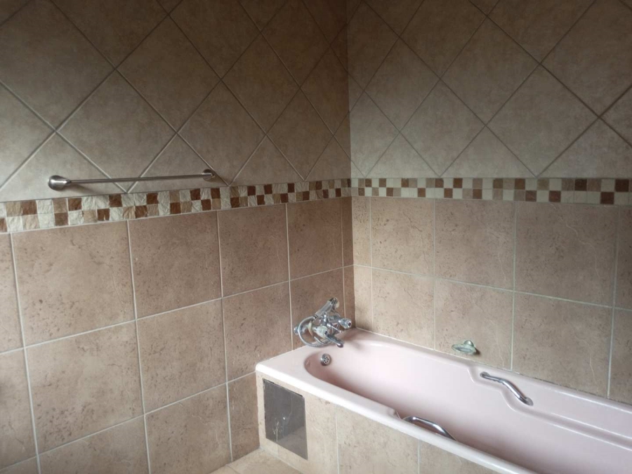 3 Bedroom Property for Sale in Theresa Park Gauteng