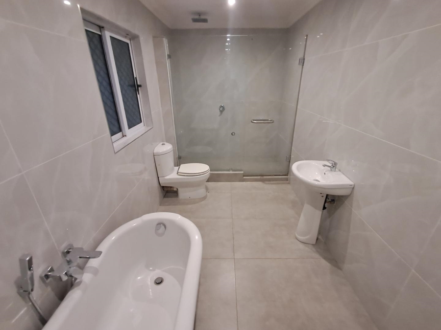 5 Bedroom Property for Sale in Wierdapark Gauteng