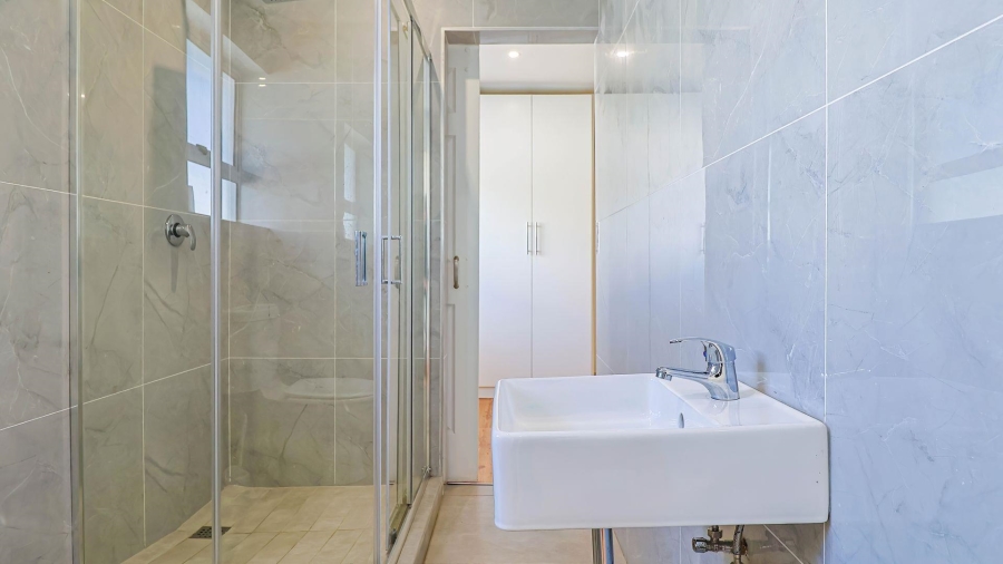 5 Bedroom Property for Sale in Wierdapark Gauteng