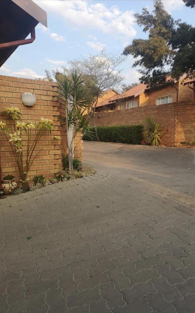 To Let 2 Bedroom Property for Rent in The Reeds Gauteng