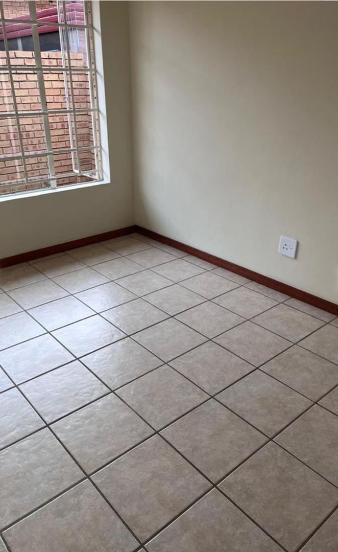To Let 2 Bedroom Property for Rent in The Reeds Gauteng
