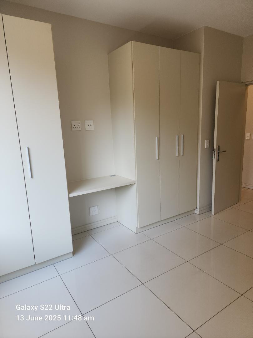 To Let 2 Bedroom Property for Rent in Rosebank Gauteng
