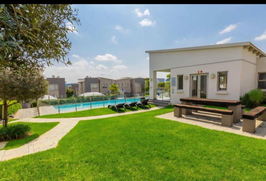 2 Bedroom Property for Sale in Beverley Gauteng