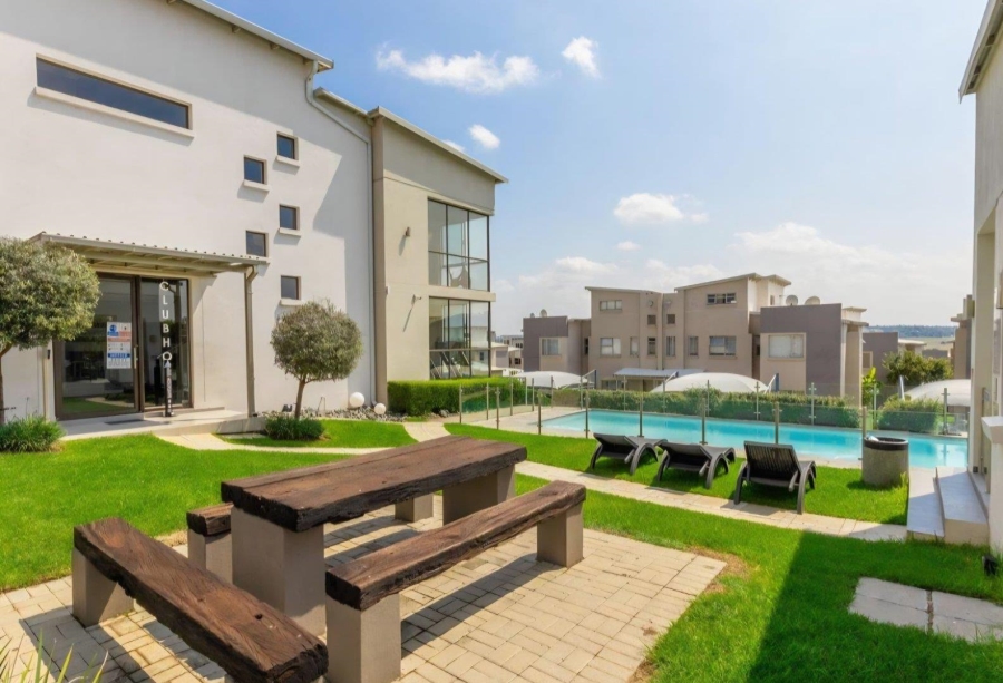 2 Bedroom Property for Sale in Beverley Gauteng