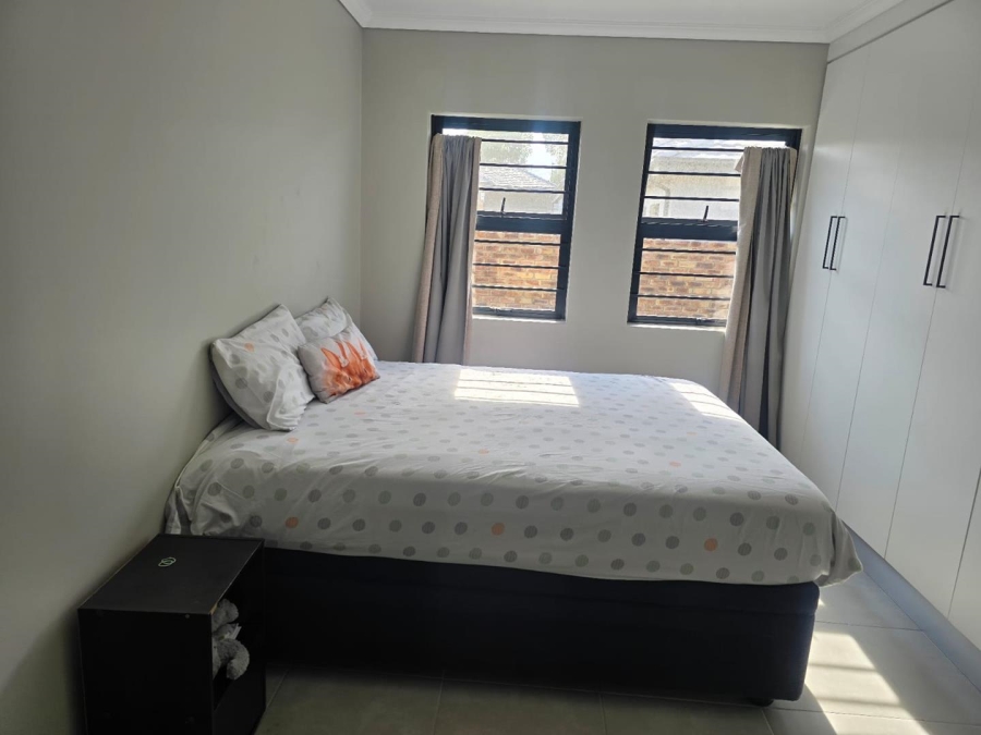 To Let 3 Bedroom Property for Rent in Lion Pride Gauteng